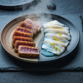 Kaiseki-Küche zwischen Feuer und Stille. Präzision, Ruhe und die Kunst des Gleichgewichts.